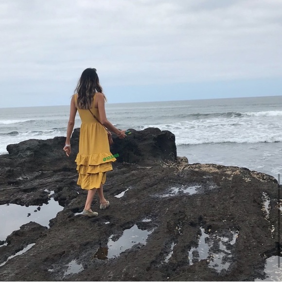 THE EDITOR’S MARKET | MULTI RUFFLED A-LINE LONG DRESS IN SUNFLOWER YELLOW TIERED - Picture 4 of 9